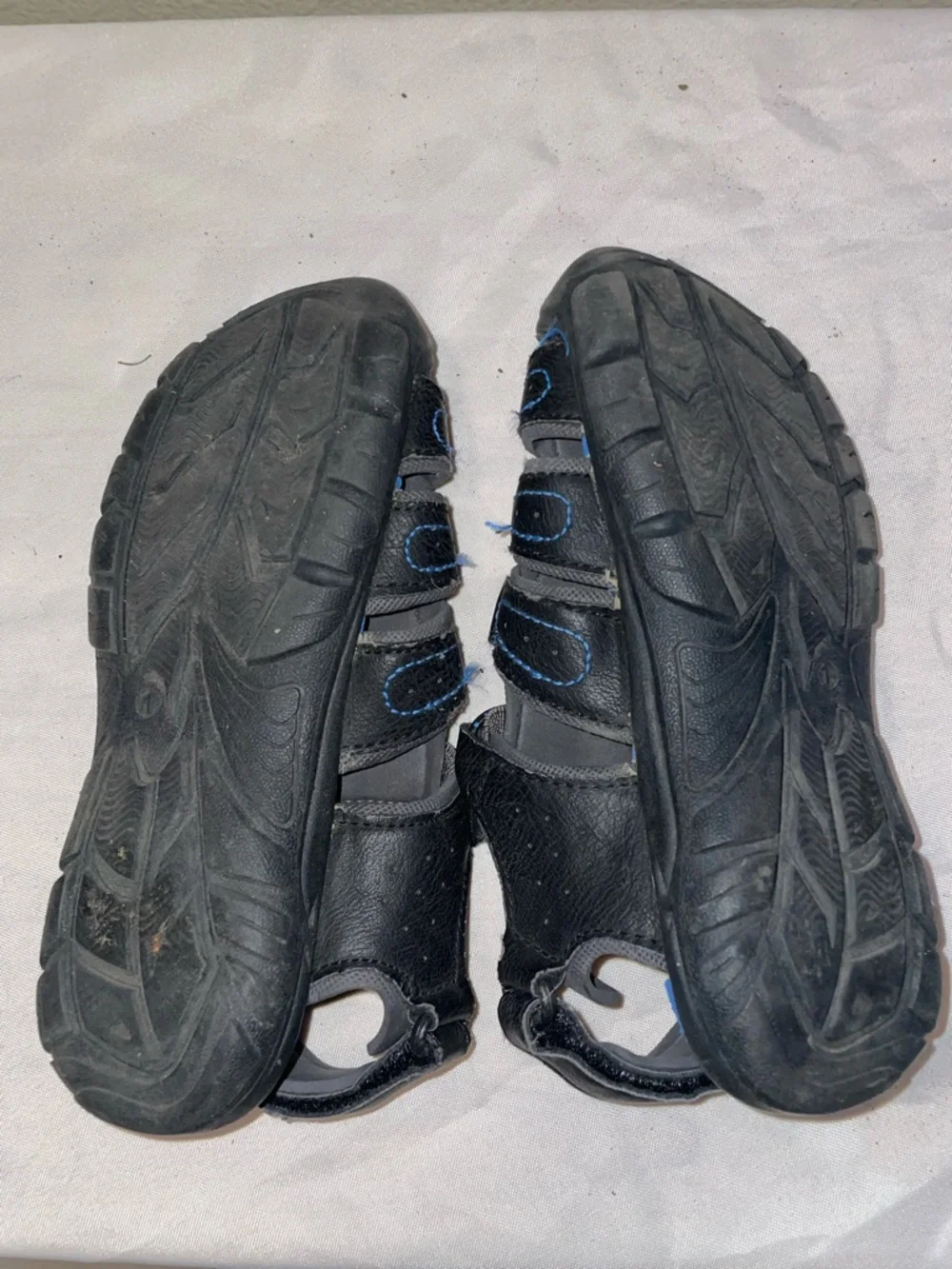 Cat & Jack Black & Blue Kids velcroe Closed-Toe Sport Sandals little kids size 1 - Picture 4 of 7